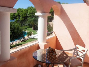 Alle kamers in Cala Caterina hebben een balkon of terras